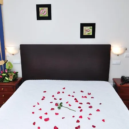 Moderna Do Hotel 2*